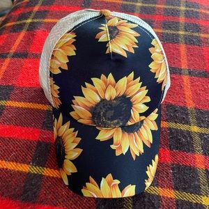 Womens ponytail hat in sunflower print